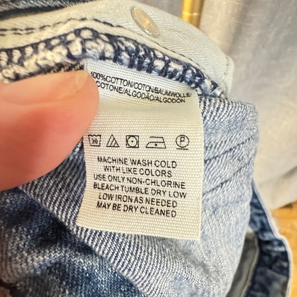 Free People Denim Shorts Button Fly Cut Off Distressed 61855-16515125 Size W 27 - Picture 8 of 8